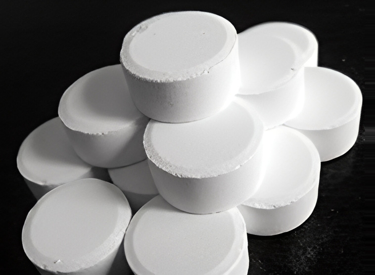 Trichloroisocyanuric acid